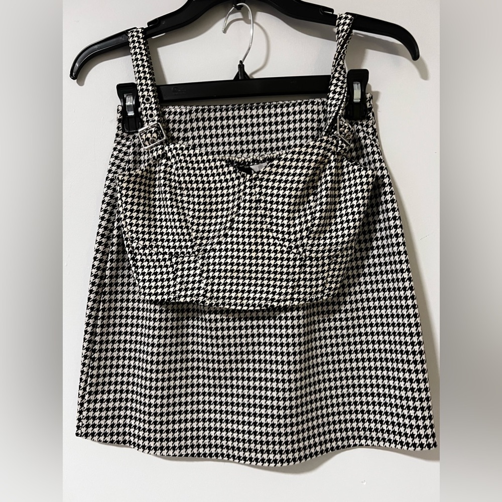 2 piece checkered black and white corset top and skirt